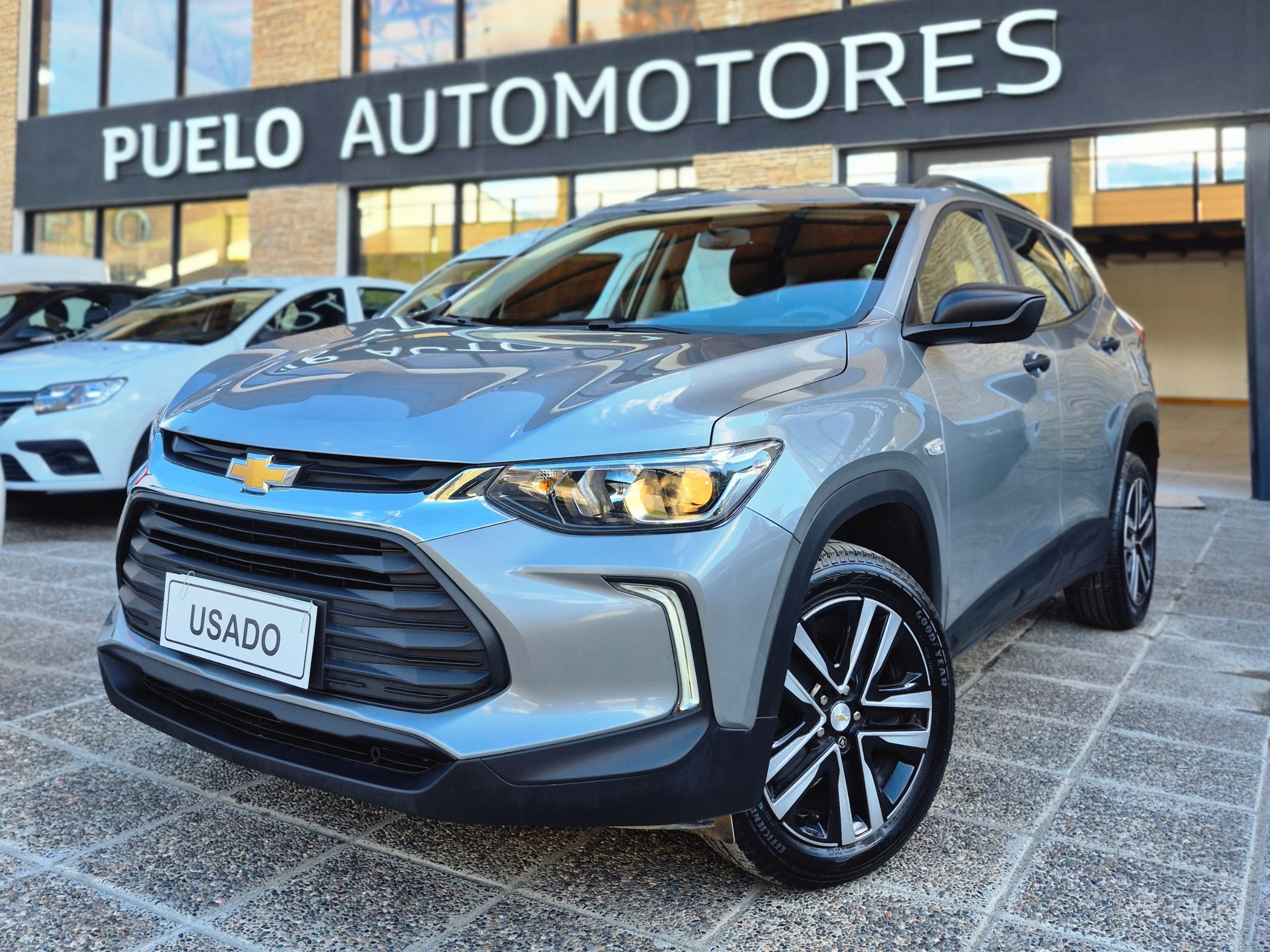 CHEVROLET TRACKER